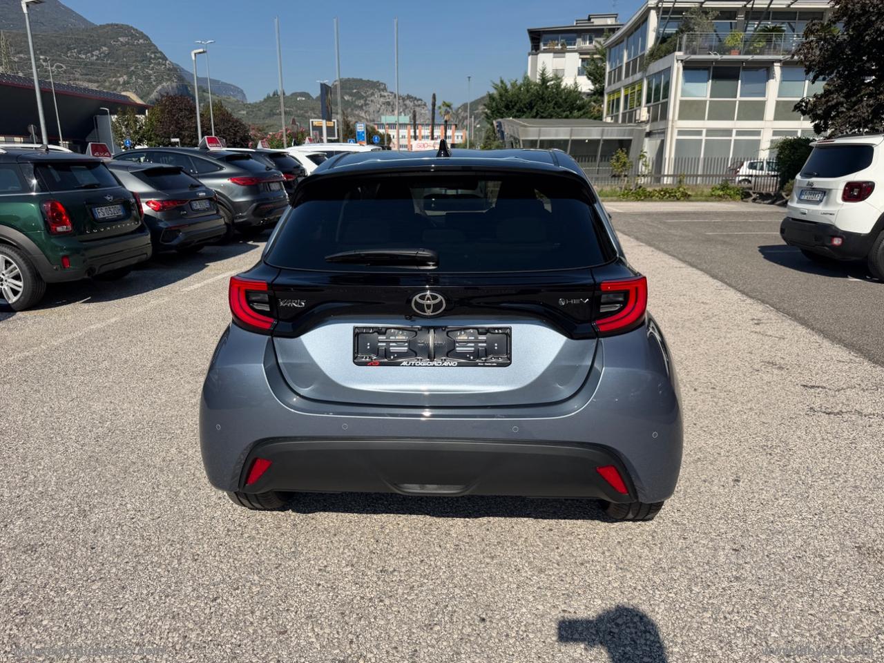 TOYOTA Yaris 1.5 Hybrid 5p. ICON VETTURA KM 0