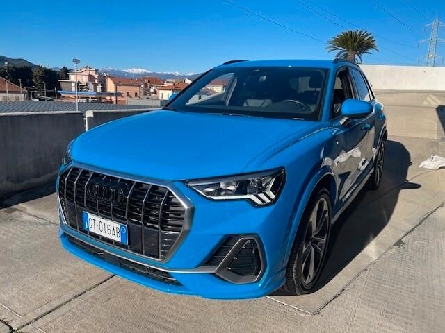 Audi Q3 35 TFSI S line S Tronic