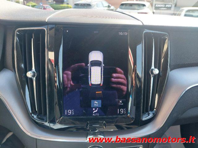 VOLVO XC60 B4 (d) AWD Geartronic Momentum Pro PROMO PRIMAVERA