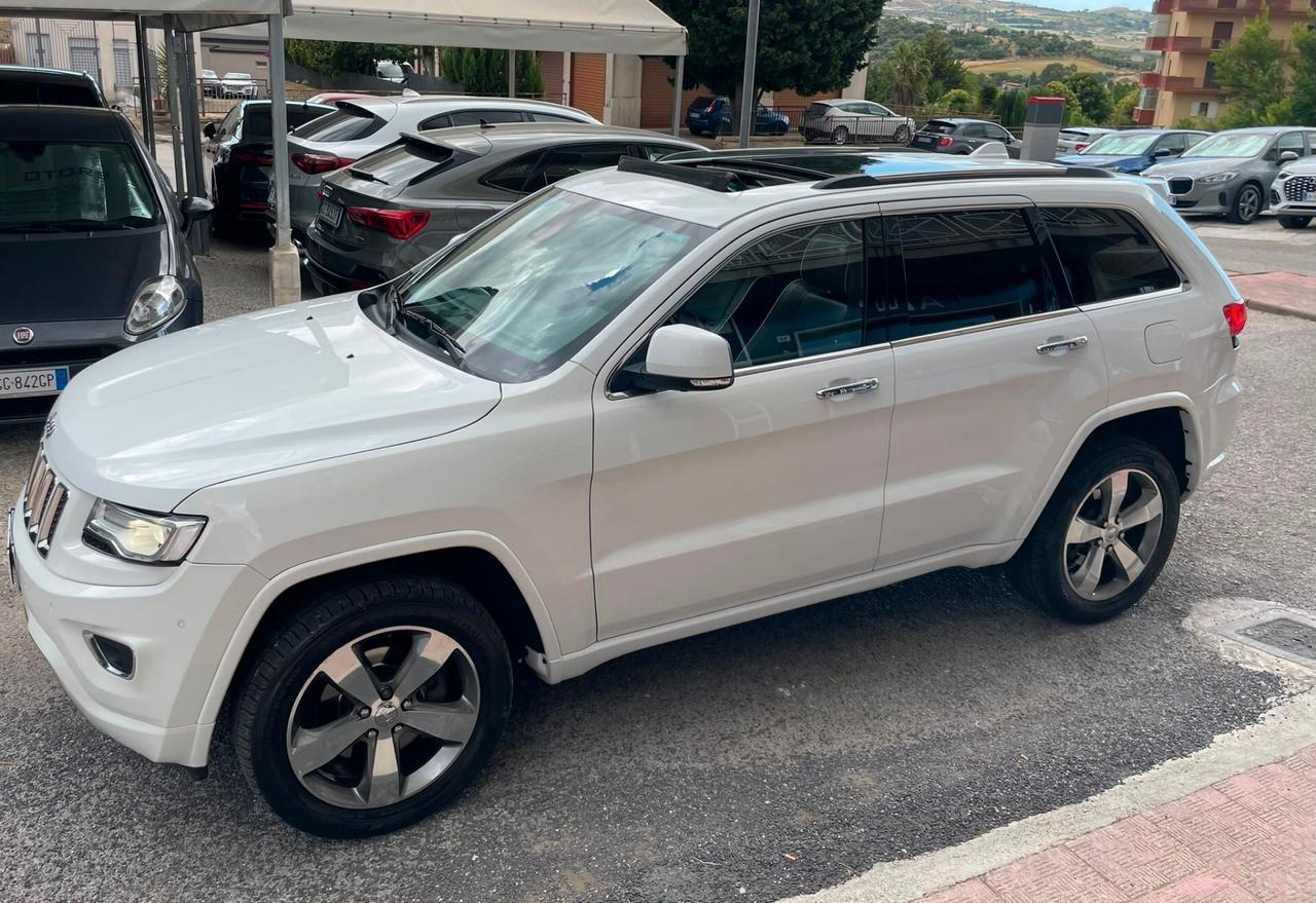 Jeep Grand Cherokee 3.0 V6 CRD 250 CV Mtj OVERLAND Tetto