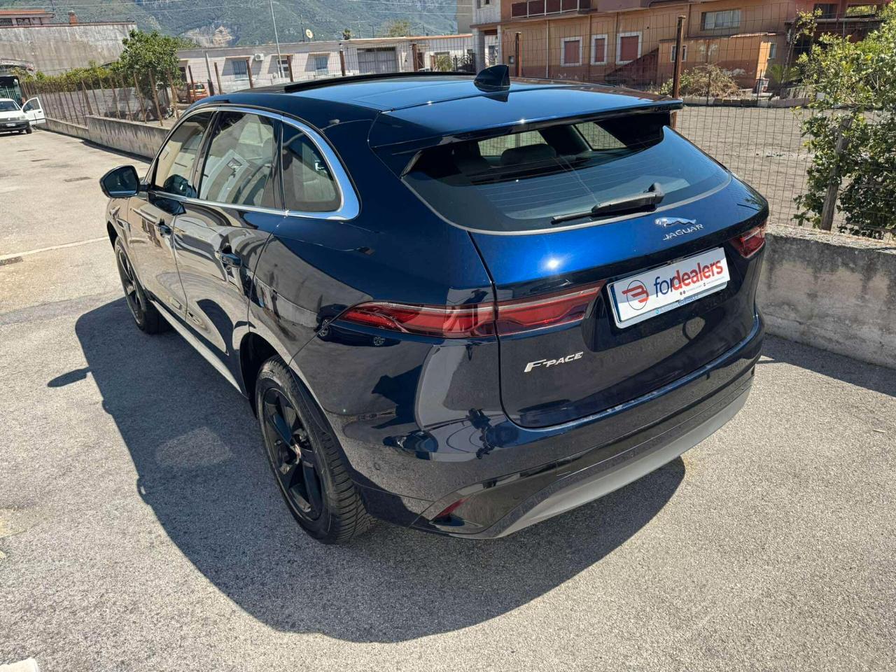 Jaguar F-Pace 2.0 D 204 CV R-Dynamic -2021