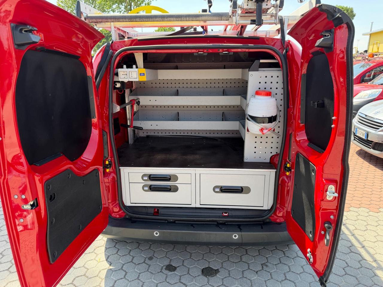 Fiat Fiorino 1.3 MJT 95CV Cargo Adventure