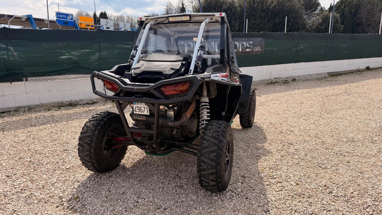 Polaris RZR 1000