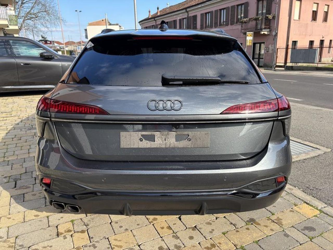 Audi A6 Avant TDI 150 kW S tronic S line edition MATRIX