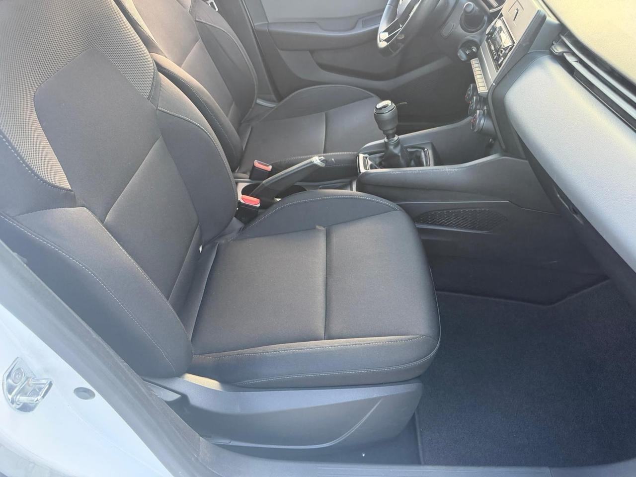 Renault Clio TCe 100 CV GPL 5 porte Intens neopatentati