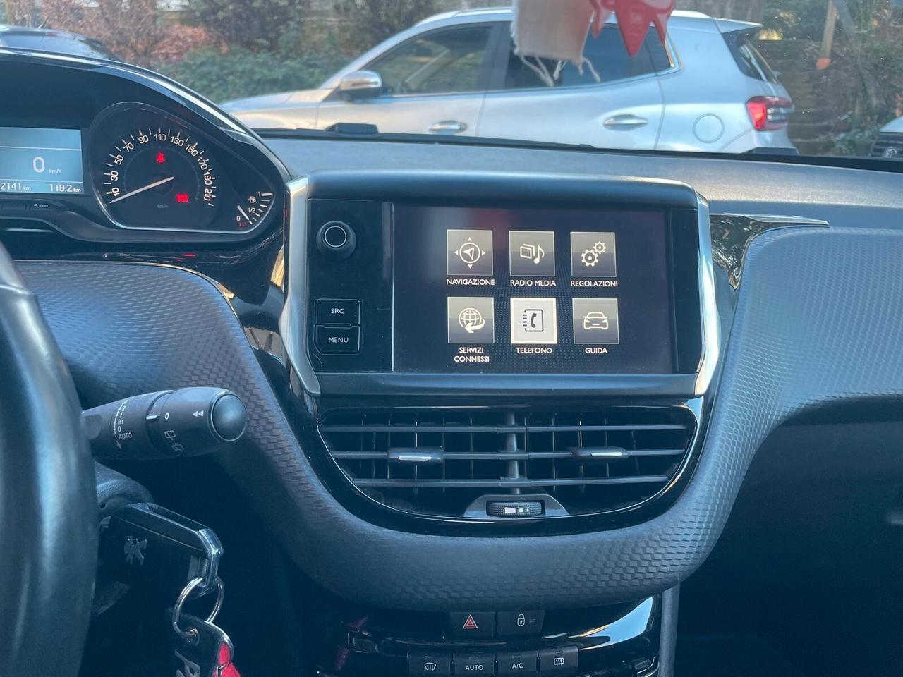 Peugeot 208 PureTech 82 5 porte Allure