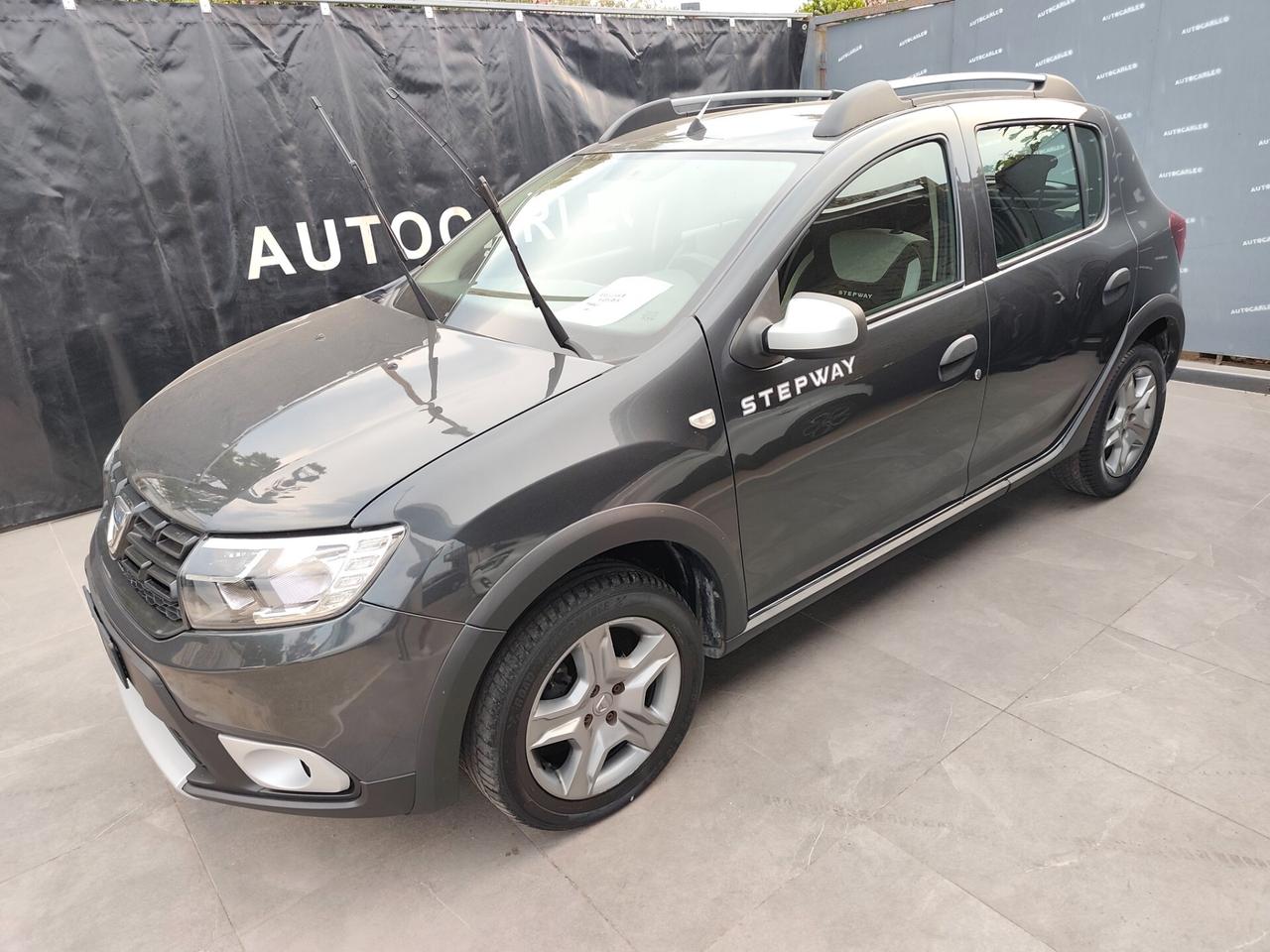 Dacia Sandero Stepway 1.0 BENZINA E GPL DI SERIE