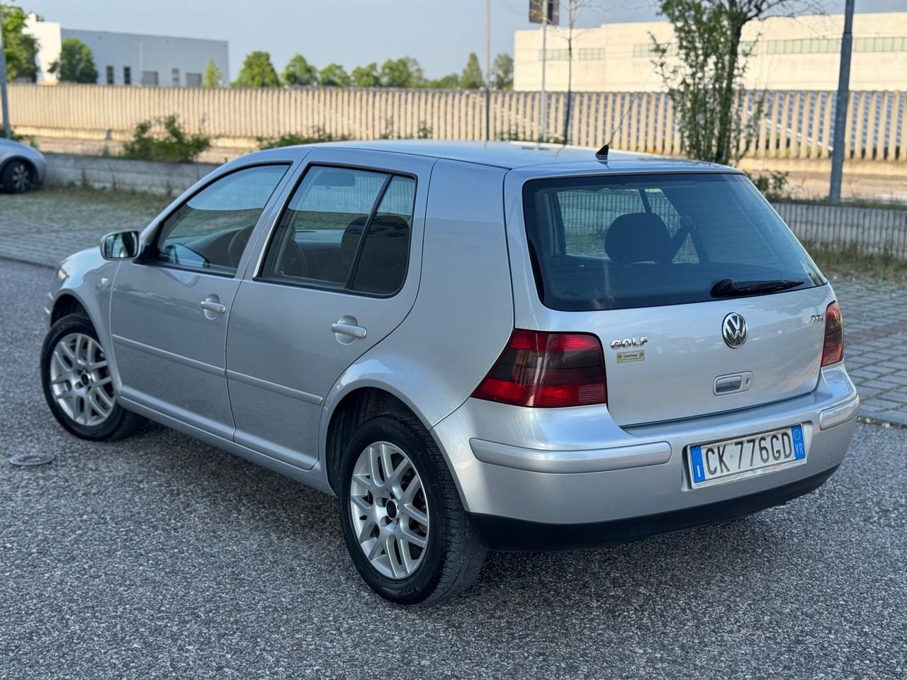 Volkswagen Golf 1.9 TDI/101 CV cat 5p. Time