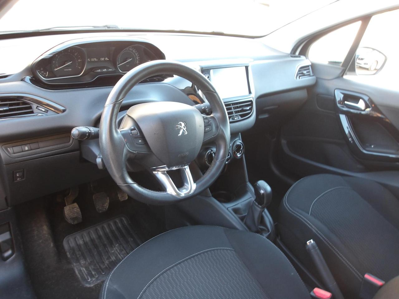 Peugeot 208 5 Porte 208 5p 1.2 puretech Allure 82cv