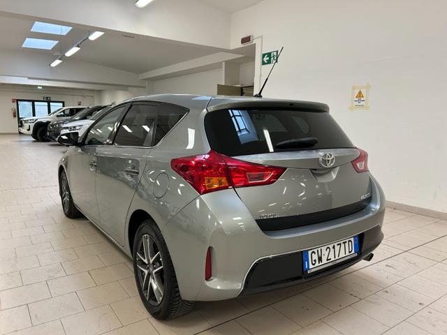 TOYOTA Auris 1.4 D-4D