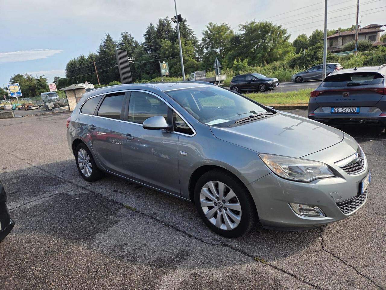 Opel Astra 1.7 CDTI 110CV Sports Tourer Cosmo