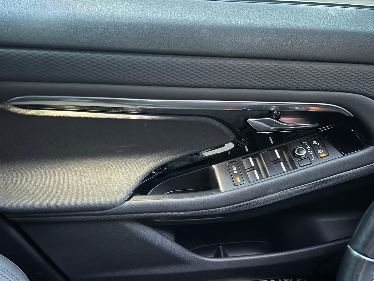 Land Rover Range Evoque 2.0D I4-L.Flw 150 CV