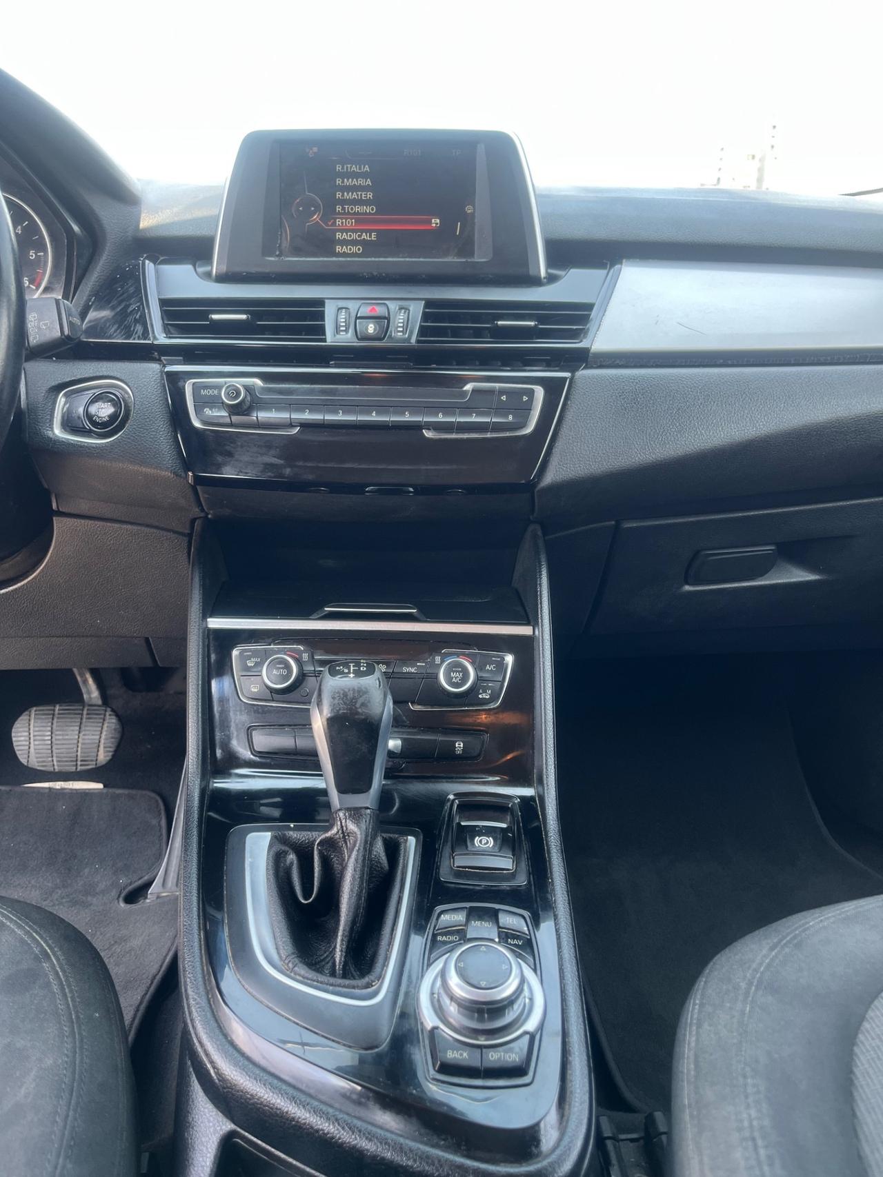 Bmw 2er Active Tourer 218d Luxury