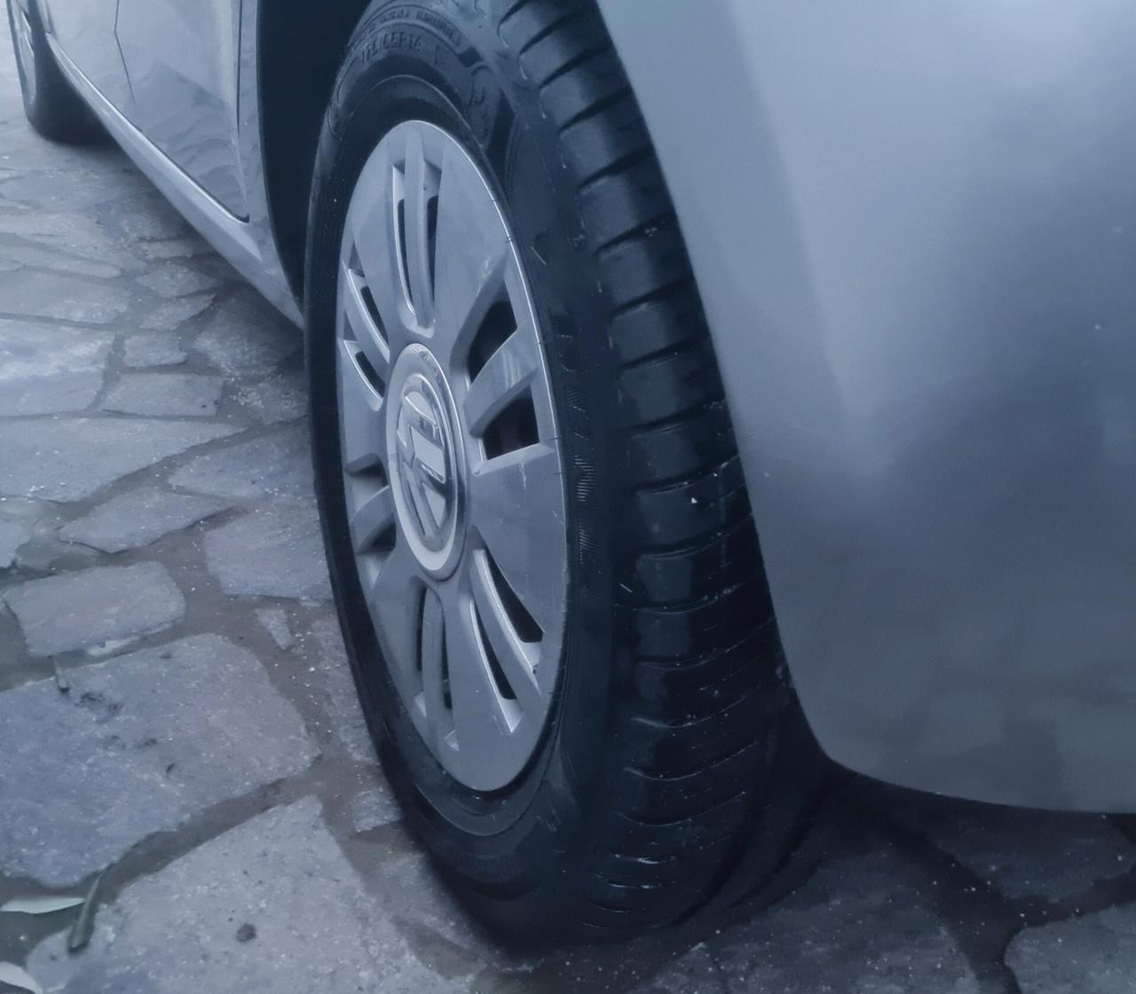 Volkswagen up! 1.0 #UNICOPROPRIETARIO #75 CV 5p. move