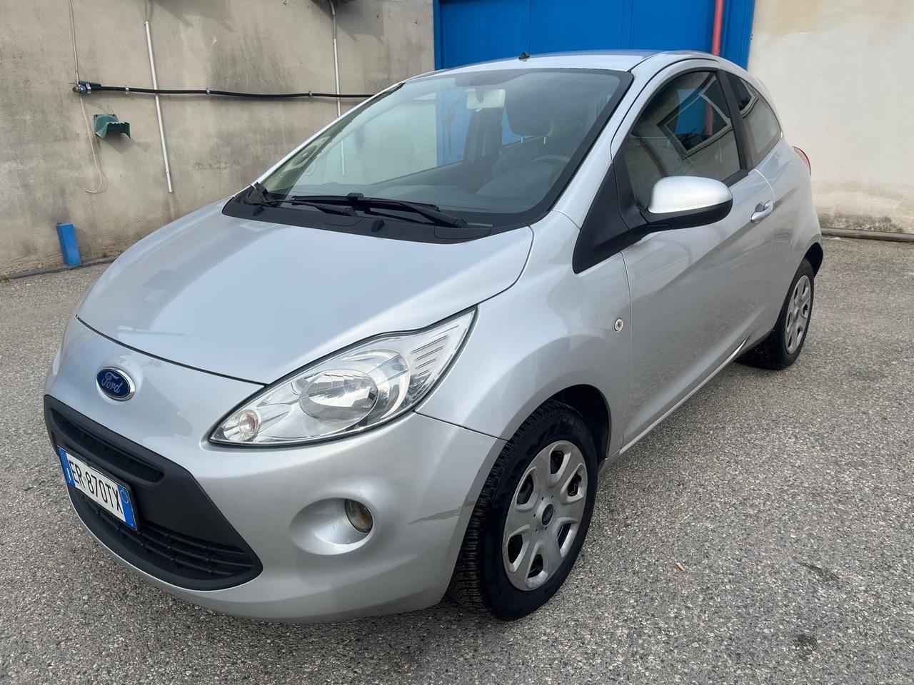 Ford ka 1.2 benz .-full opt-2013