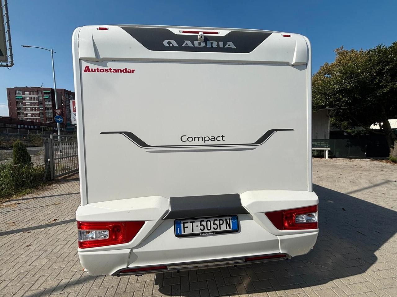 Adria Compact Sl camper