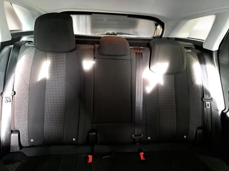 PEUGEOT 3008 BLUEHDI 130 EAT8 SES BUSINESS SUV