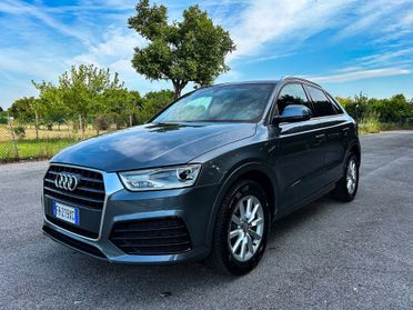 Audi Q3 2.0 TDI 120 CV Sport