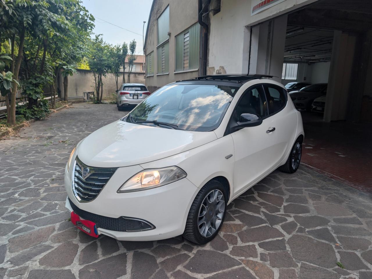 Lancia Ypsilon 1.2 69 CV 5 porte GPL Ecochic Platinum