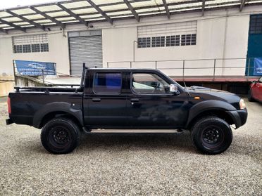 Nissan Navara 2.5 TD Double Cab