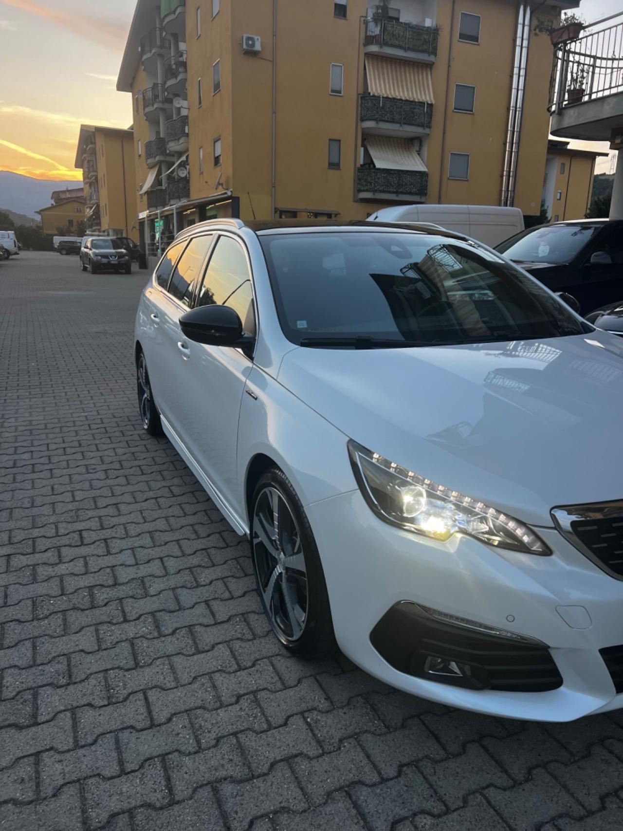 Peugeot 308 BlueHDi 120 S&S EAT6 GT Line