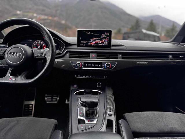 AUDI RS4 4 Avant