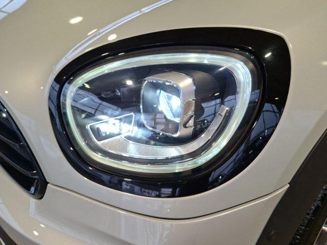 MINI Countryman 2.0 Cooper D Yours Countryman Aut. + Tetto apr.