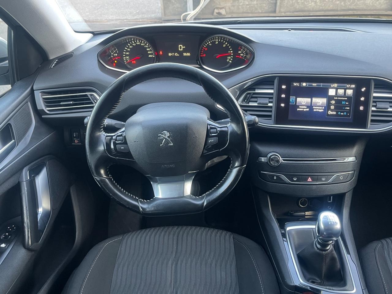 Peugeot 308 BlueHDi 120 SW Allure