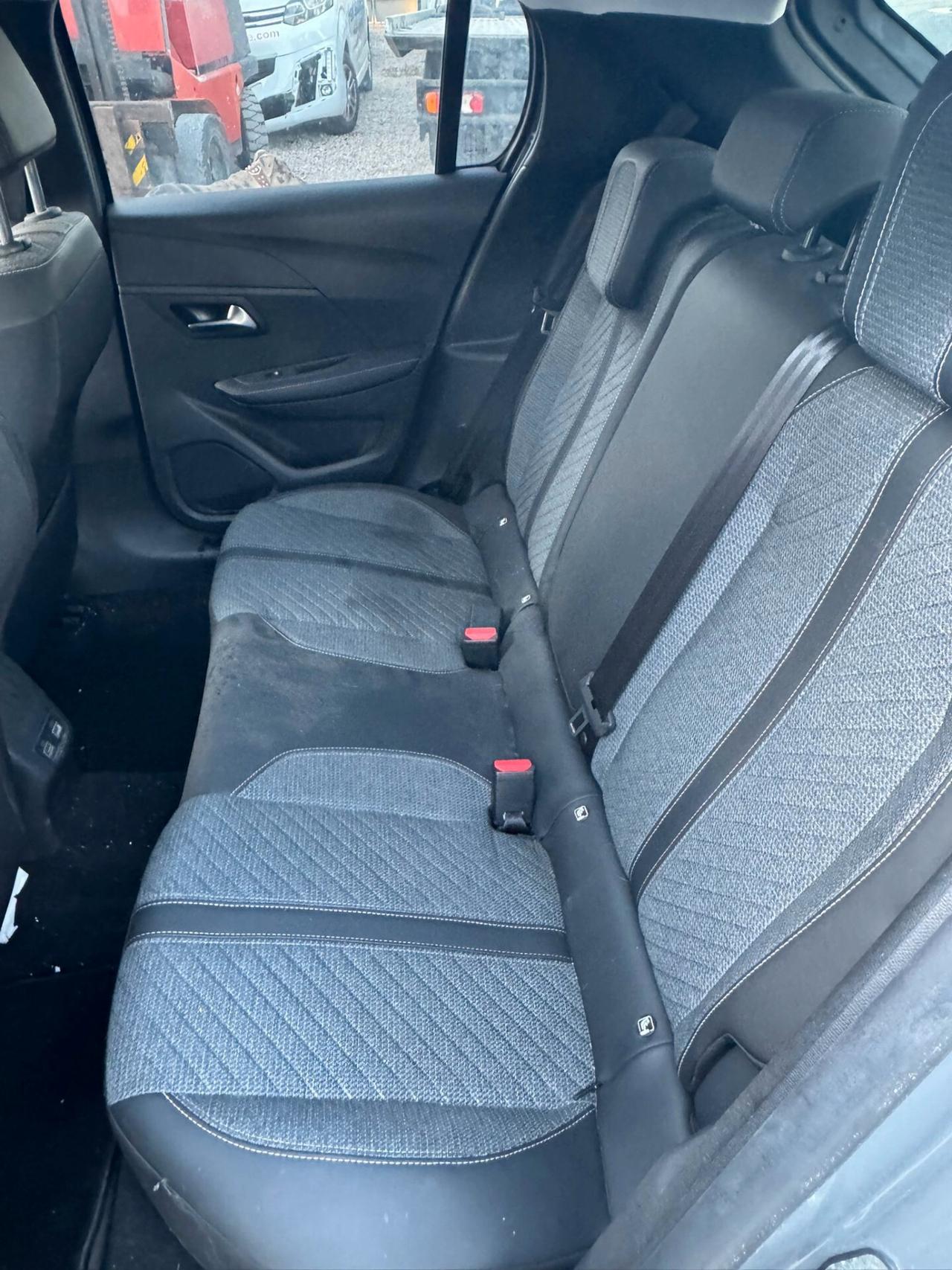 Peugeot 208 PureTech 100 Stop&Start 5 porte GT sinistrata incidentata