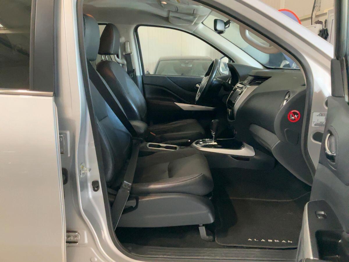 Renault Alaskan Pikup Duble Cab Intens 2.3 DCI 4x4