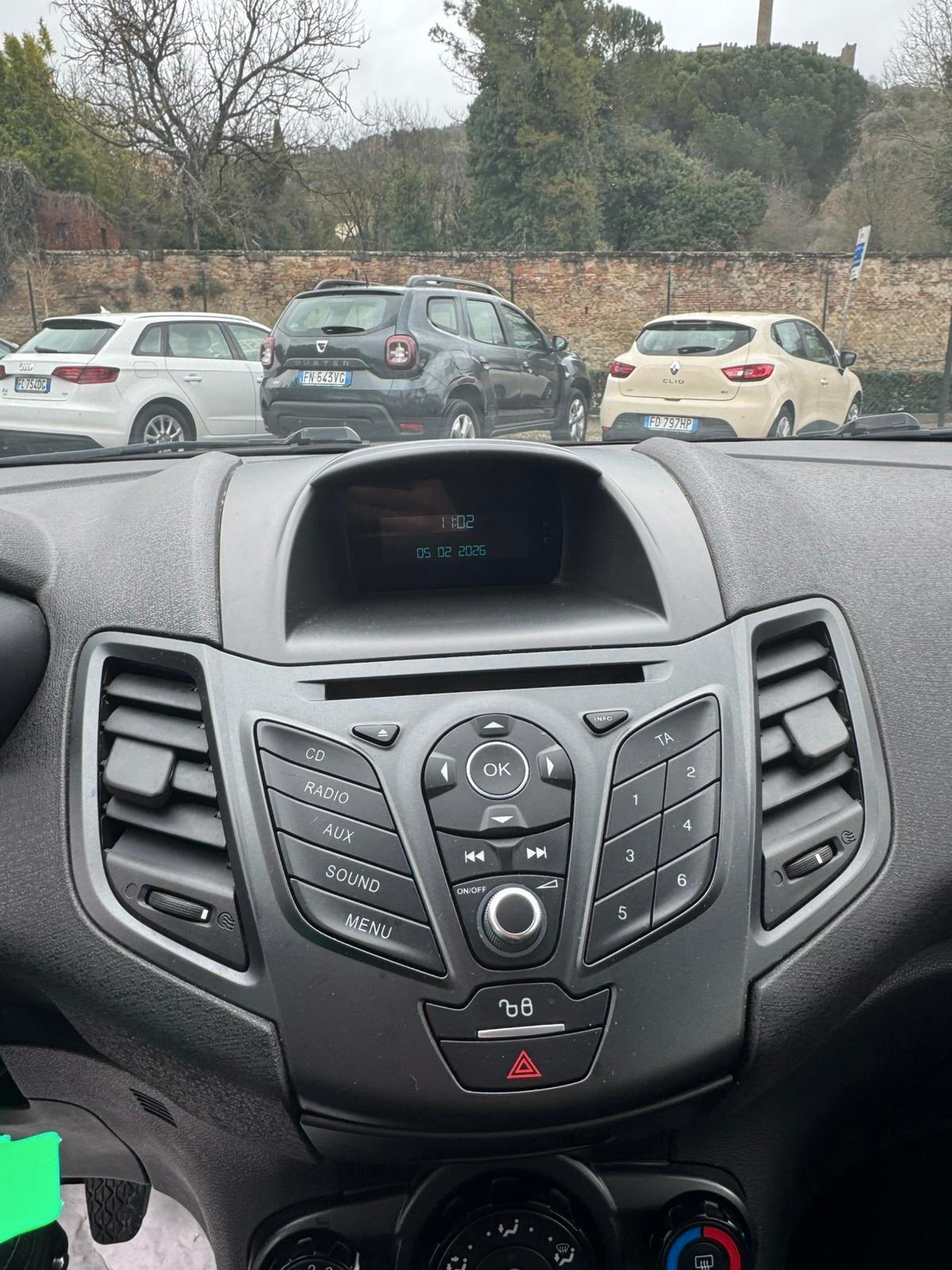 Ford Fiesta 1.4 3 porte Bz.- GPL Black & White Edition GPL CASA MADRE