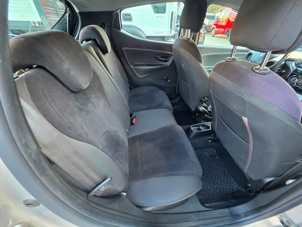 LANCIA YPSILON TWIN AIR METANO 5 PORTE-2013