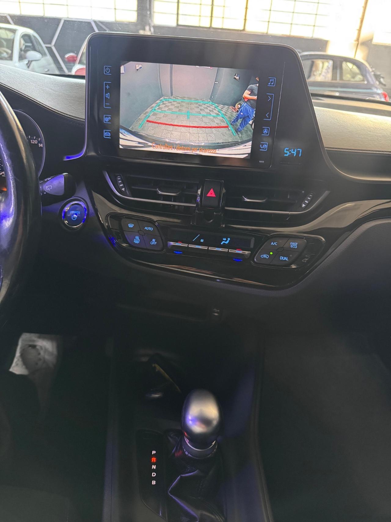Toyota C-HR 1.8 Hybrid E-CVT – Anno 2019 – 108.000 km