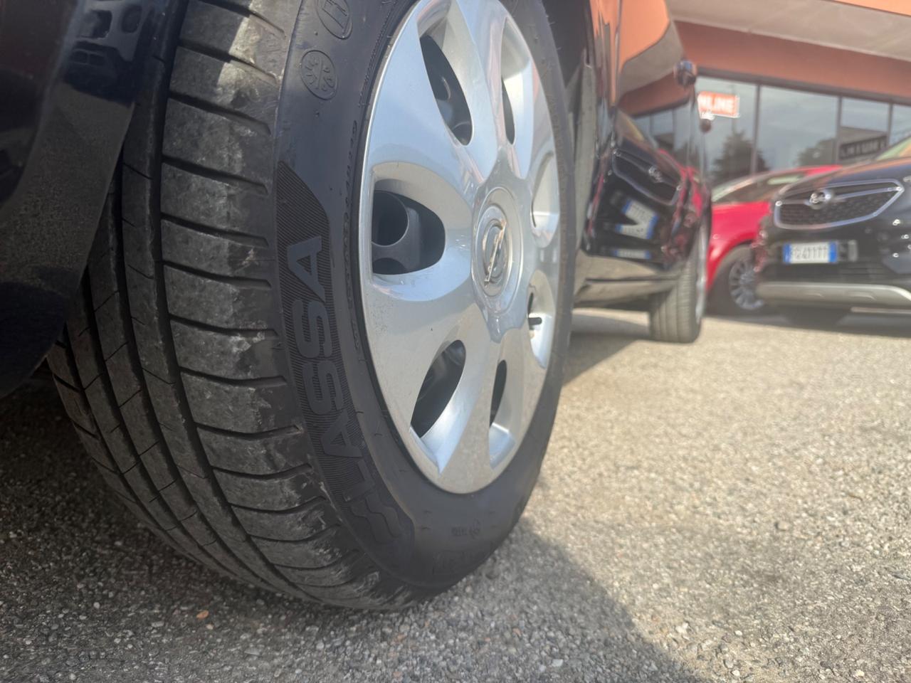 Opel Corsa 1.2 5 porte Cosmo