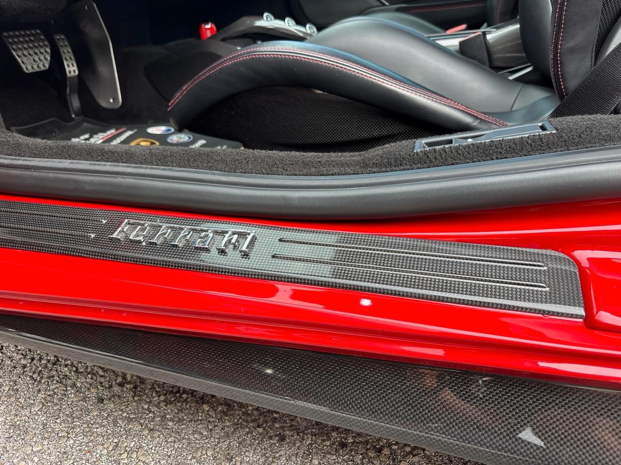 Ferrari 488 GTB ROSSO CORSA PERLA -FULL- CARBONIO TOTALE