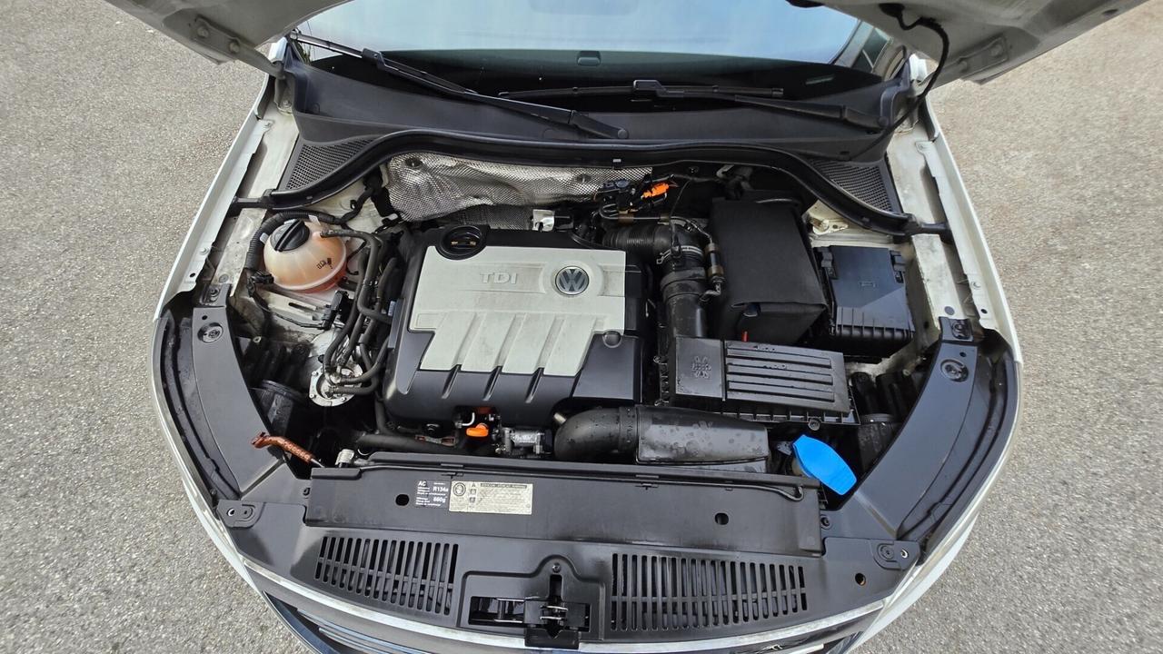 Volkswagen Tiguan 2.0 TDI DPF 4MOTION DSG Sport &