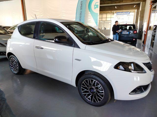 LANCIA Ypsilon 1.0 FireFly Hybrid Platino MY24 PROMO