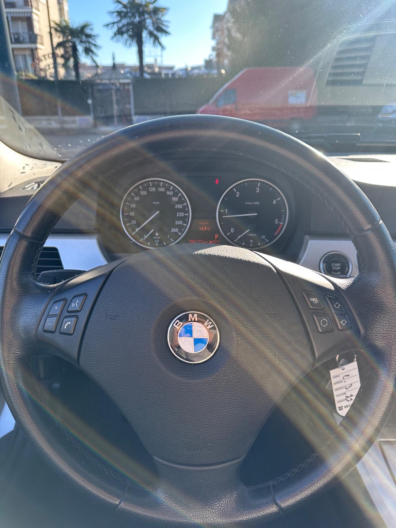 Bmw 318 318d 2.0 143CV cat Futura pari al nuovo