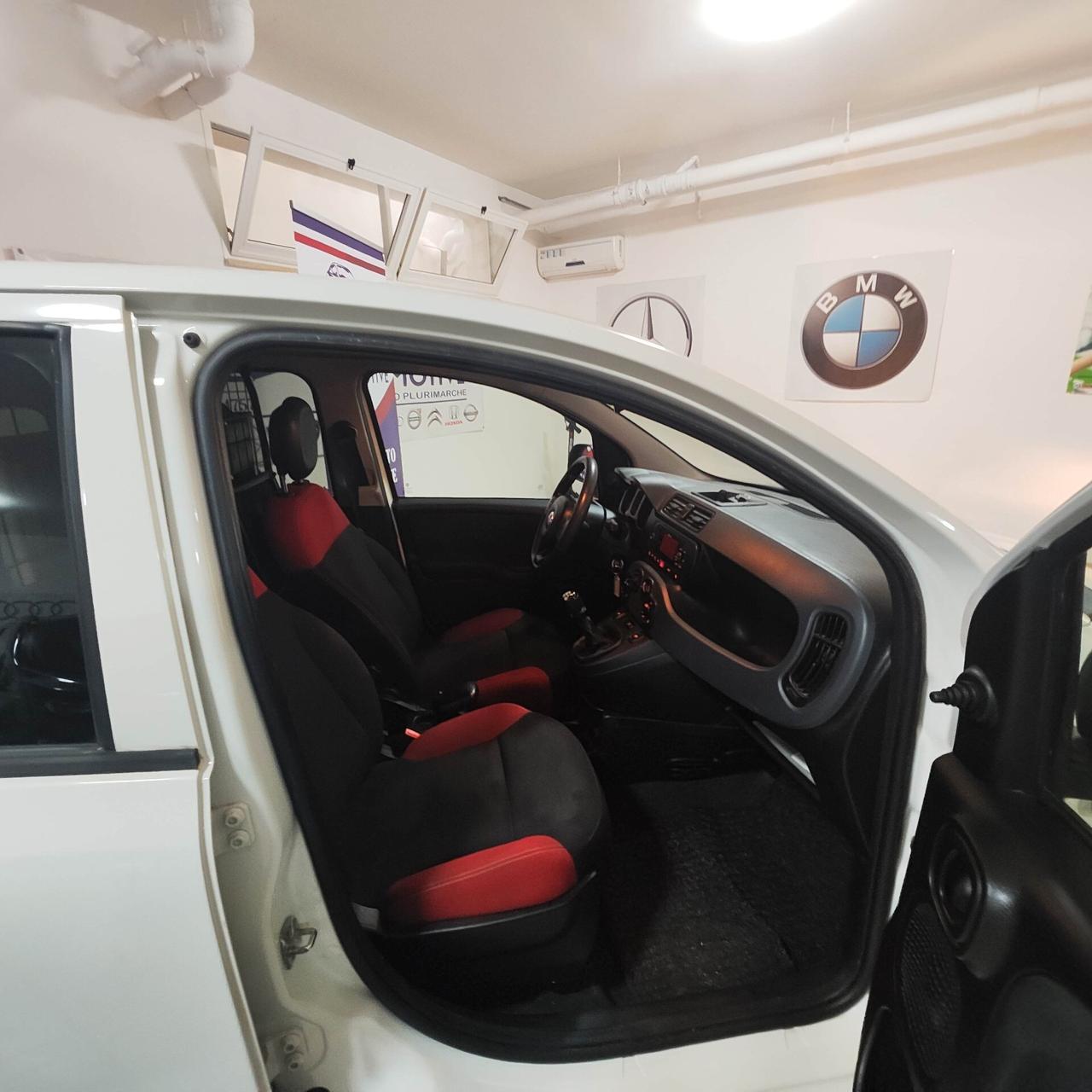 FIAT Panda Van 0.9 TwinAir Metano/Benzina – 2018 – Full Optional – (IVA deducibile)