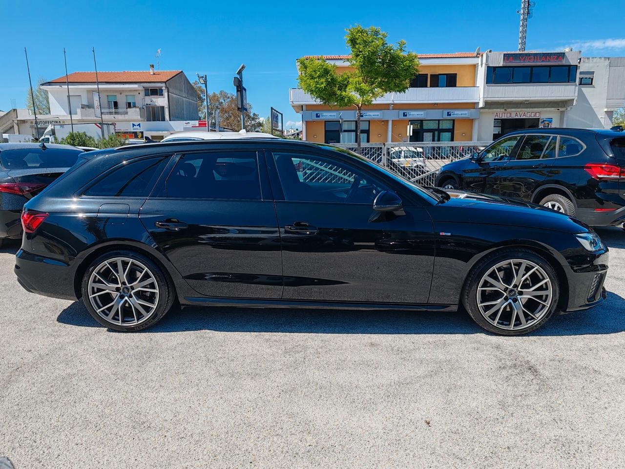 Audi A4 Avant 35 TDI/163 CV S tronic S line edition