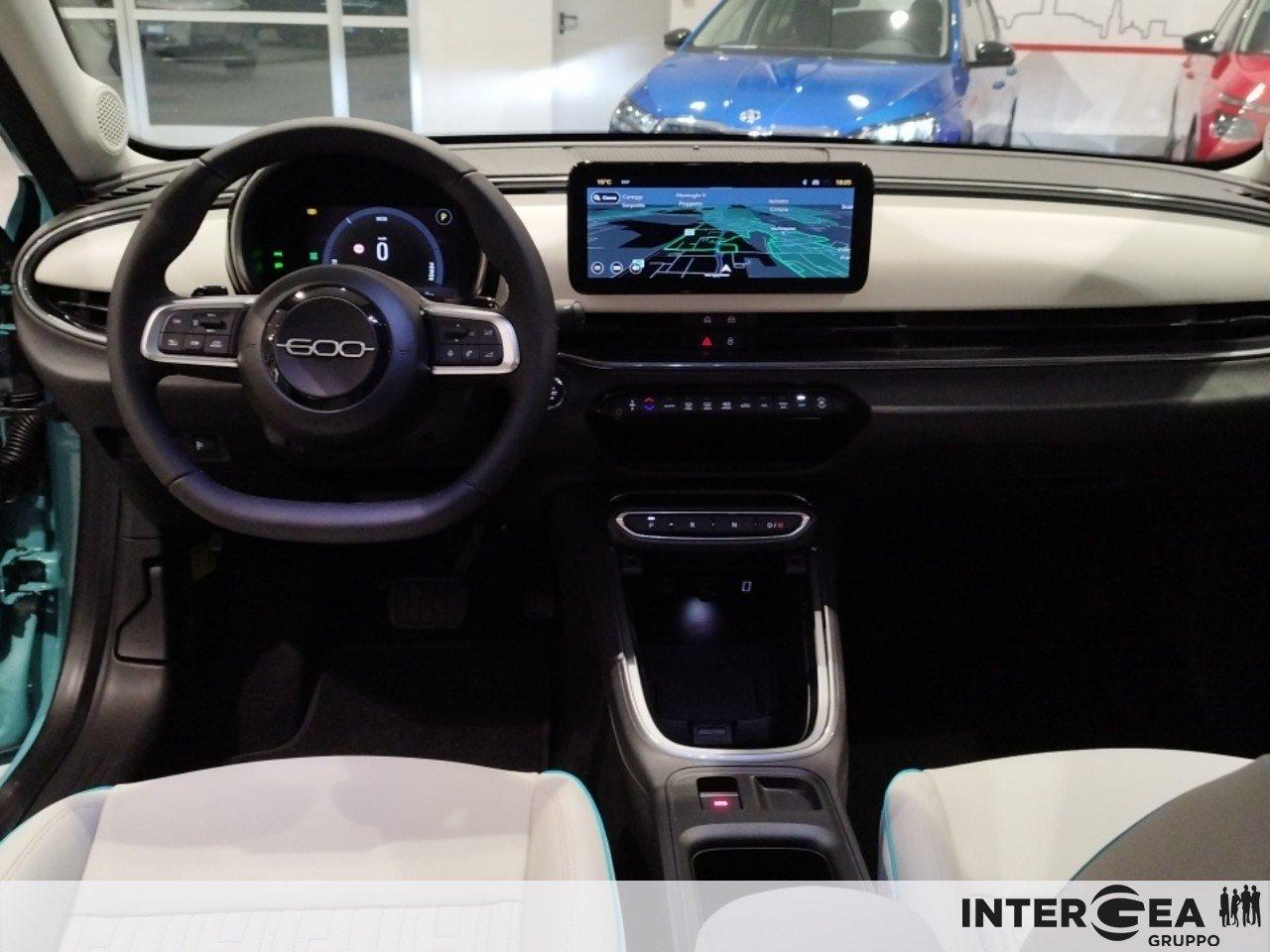 FIAT 600 1.2 hybrid La Prima II 110cv auto