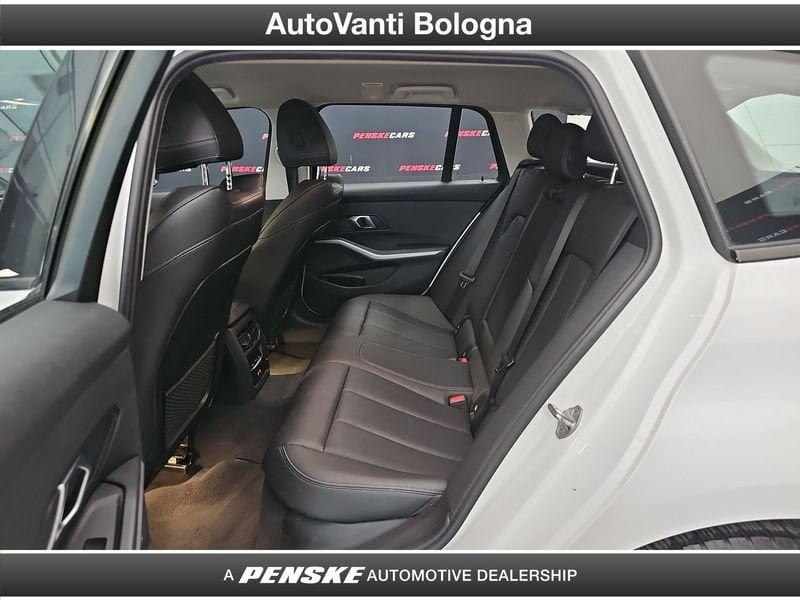 BMW Serie 3 320d Touring Xdrive mhev 48V auto