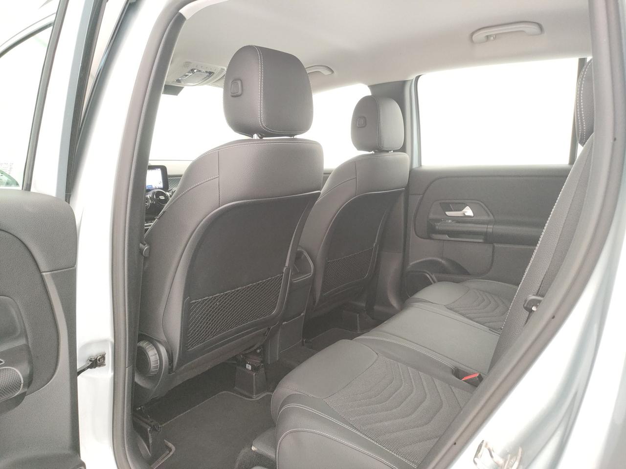 Mercedes-Benz GLB 180 d Advanced auto