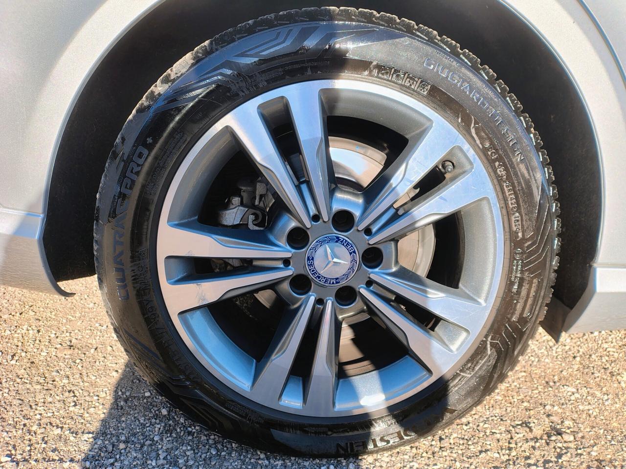 Mercedes-benz E 250 E 250 CDI 4Matic Premium