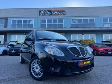 Lancia Ypsilon 1.2 Platino NEOPATENTATI