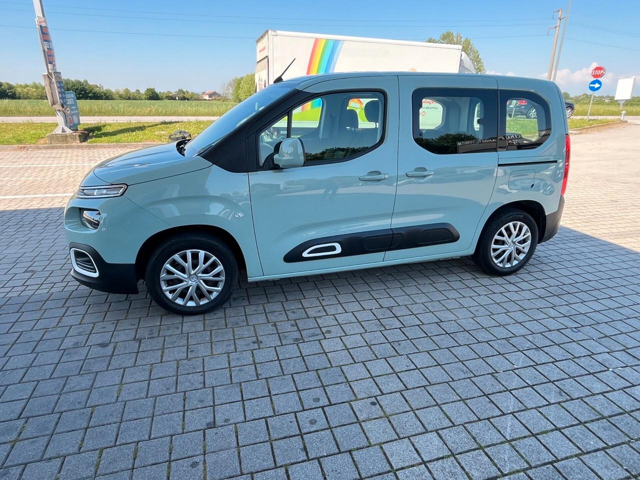 Citroen Berlingo BlueHDi 100 M Shine