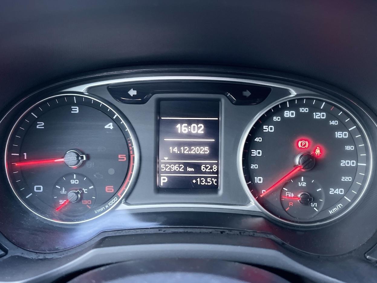 Audi A1 1.6 TDI 90CV E5 Automatica S line - 2014