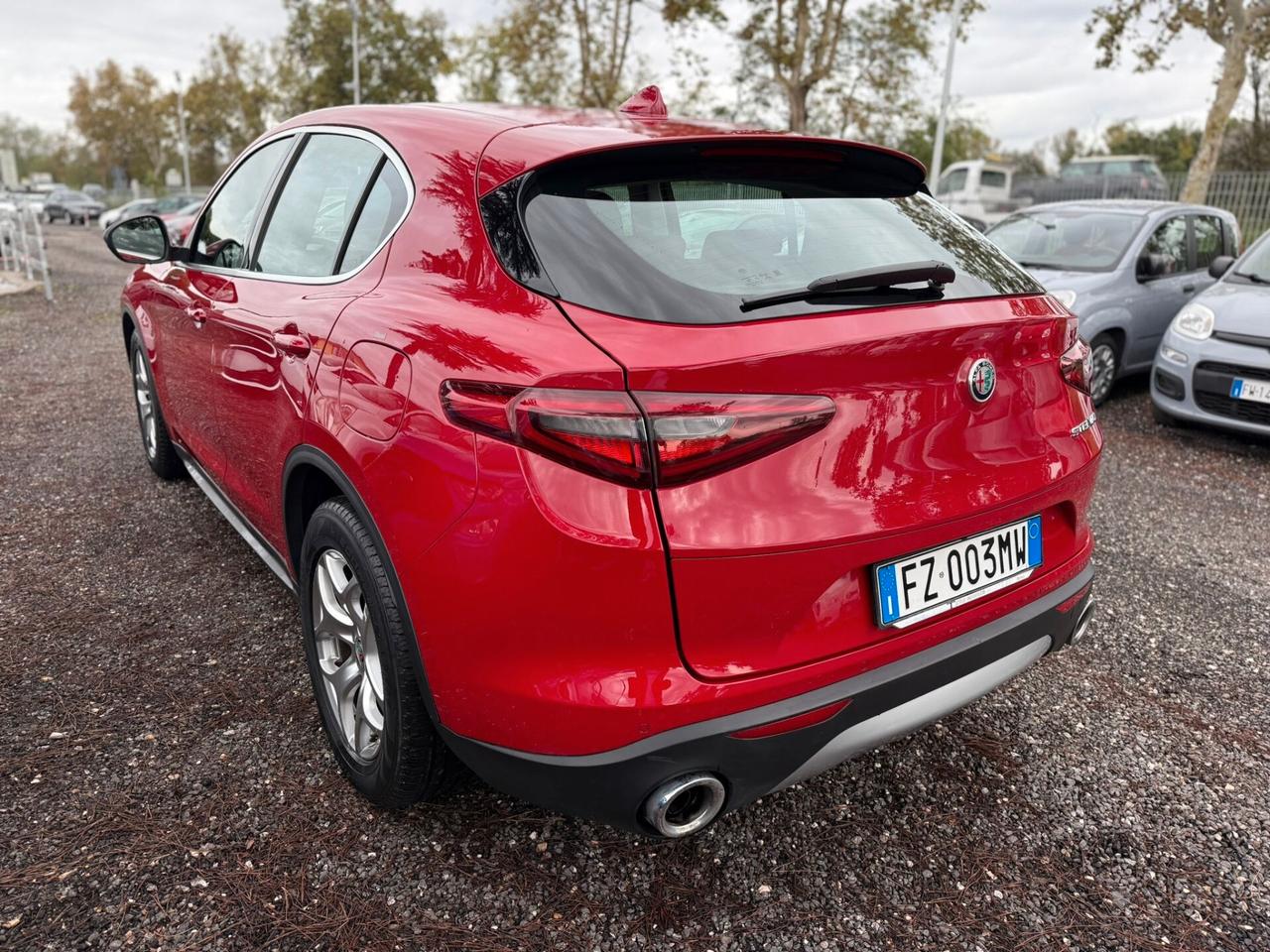 Alfa Romeo Stelvio 2.2 Turbodiesel 180 CV AT8 RWD Business