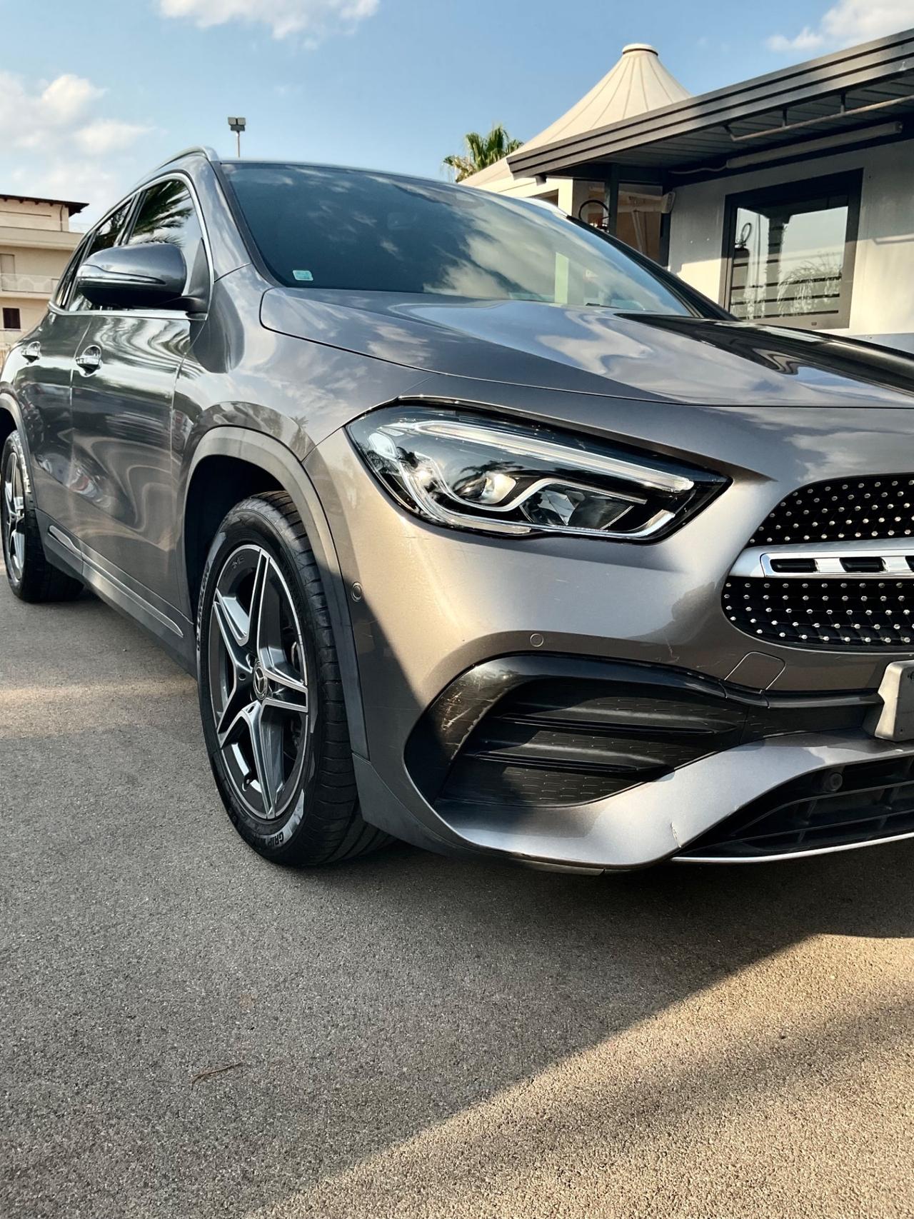 Mercedes-benz GLA 200 d Automatic Premium allestimento AMG