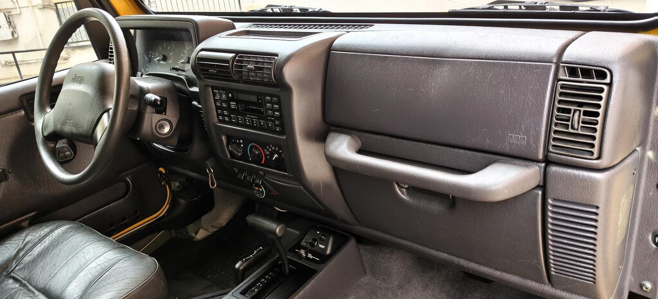 Jeep Wrangler 4.0 GPL Aut 4 posti
